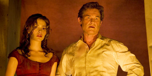 Emmy Rossum und Kurt Russell in «Poseidon»