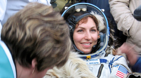 Anousheh Ansari in «Space Tourists»